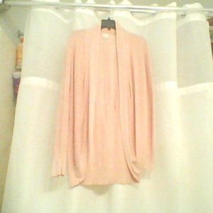 Pink top! CUte details